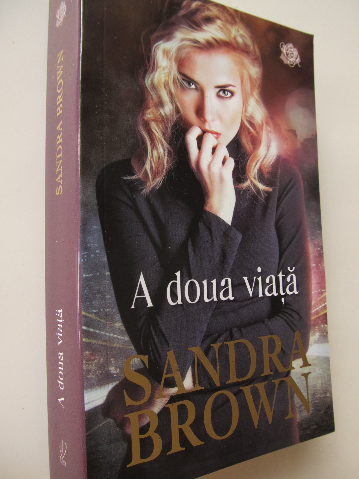 A doua viata - Sandra Brown | Detalii carte