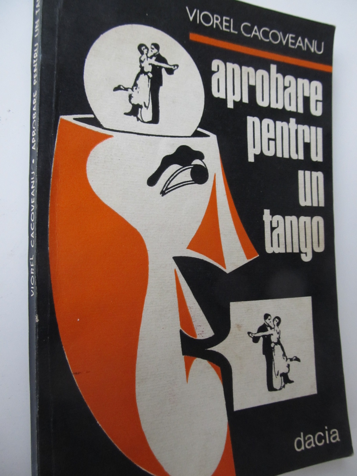 Aprobare pentru un tango - Viorel Cacoveanu | Detalii carte