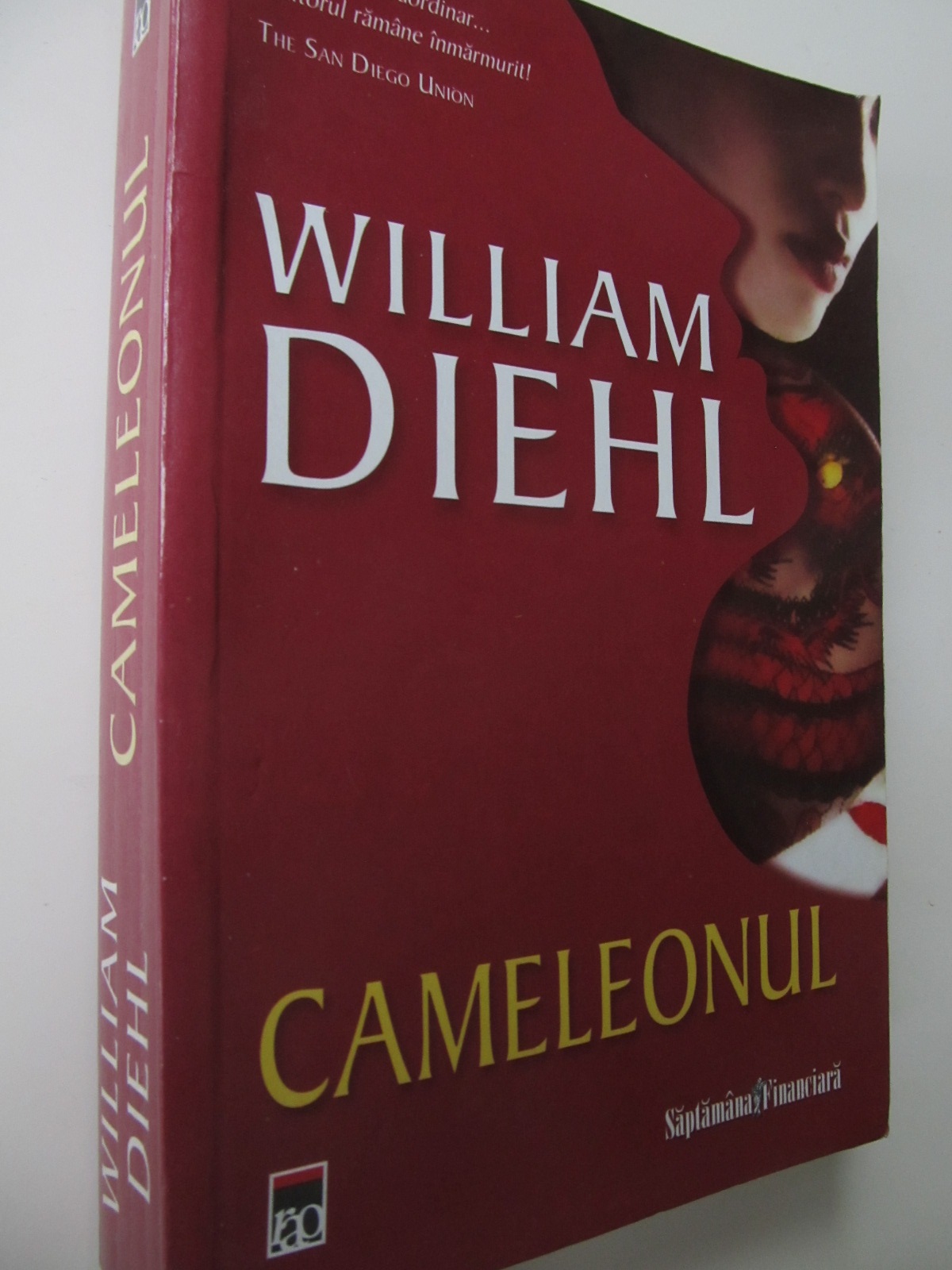 Cameleonul - William Diehl | Detalii carte