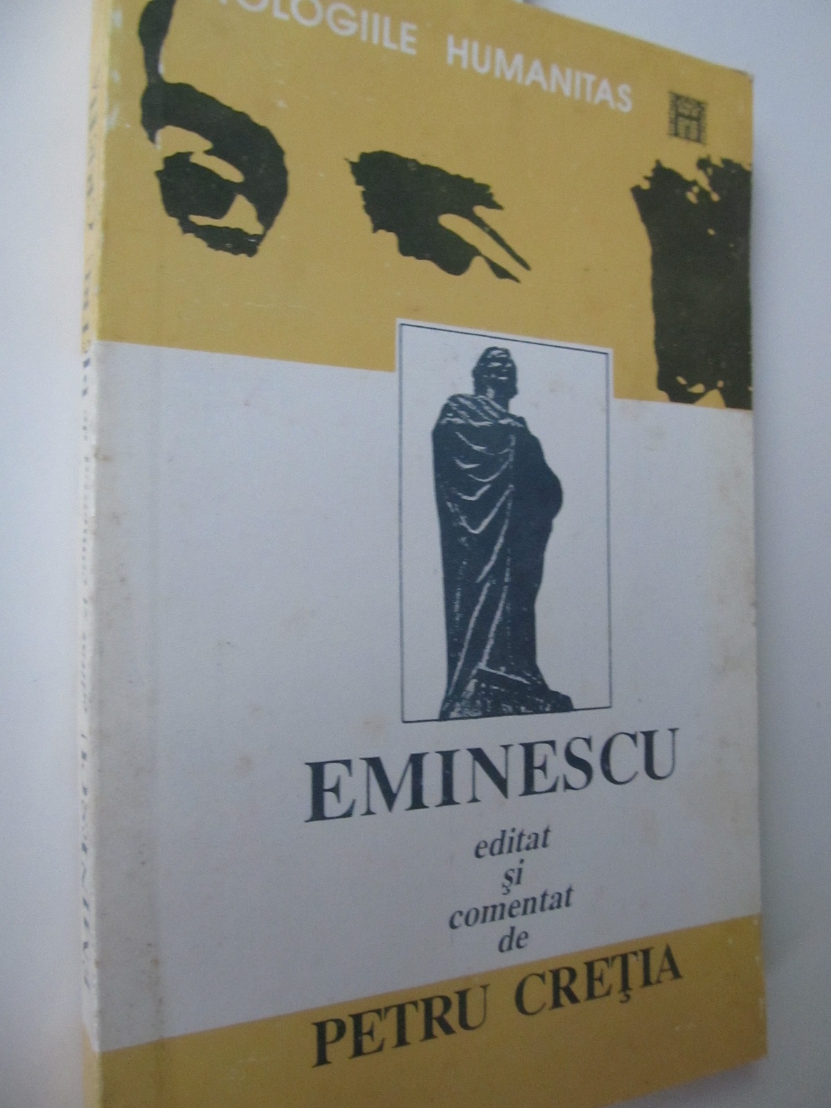 Eminescu editat si comentat de Petru Cretia - Petru Cretia | Detalii carte