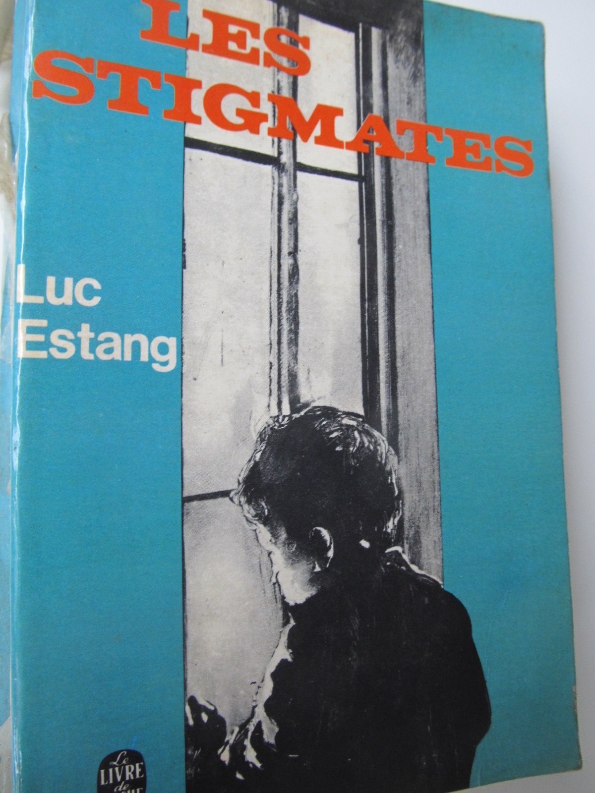 Les stgmates (Le Livre de poche) - lb. franceza - Luc Estang | Detalii carte
