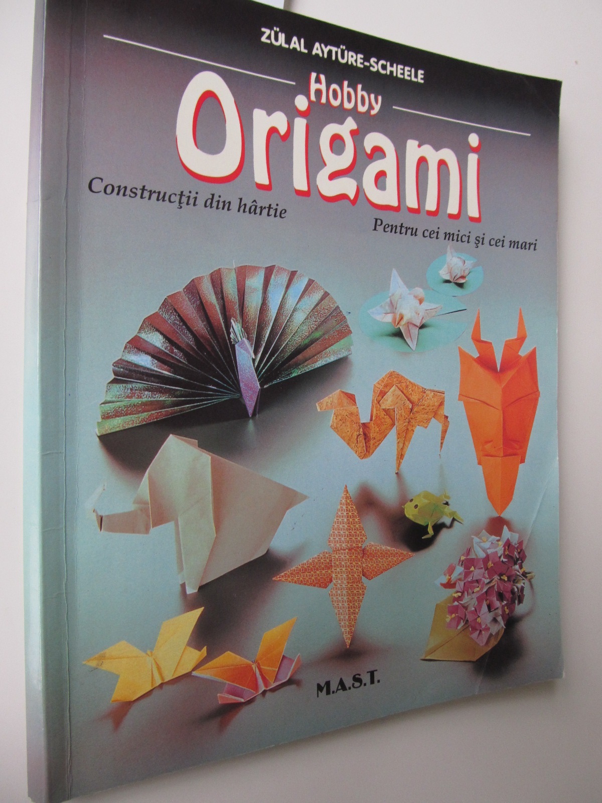 Origami - Constructii din hartie pentru cei mici si cei mari - Zulal Ayture Scheele | Detalii carte