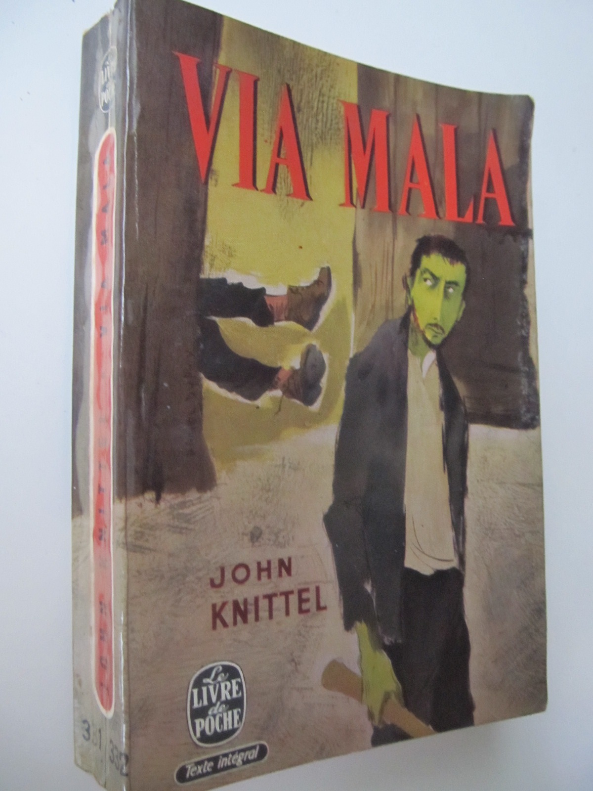 Via Mala (Le Livre de la poche) - lb. franceza - John Knittel | Detalii carte