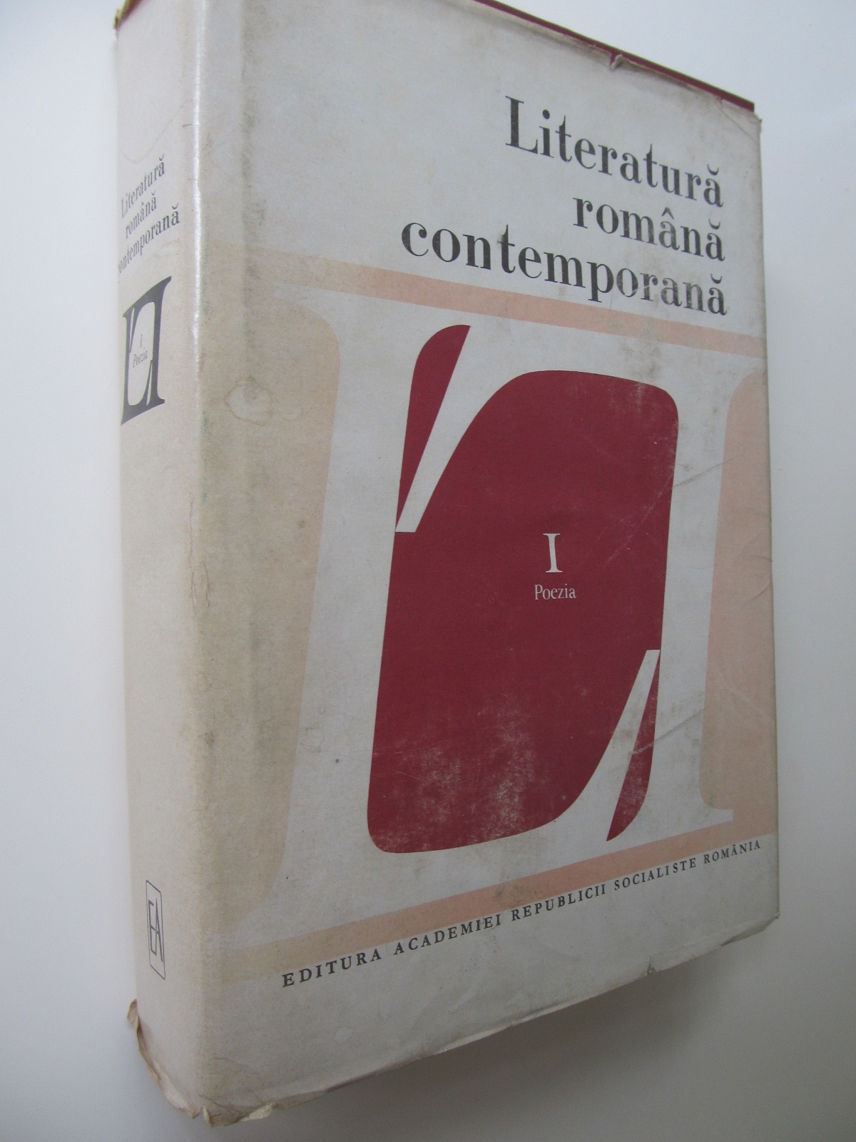 Literatura romana contemporana (vol. 1) -Poeia - Marin Bucur (coordonator) , ... | Detalii carte