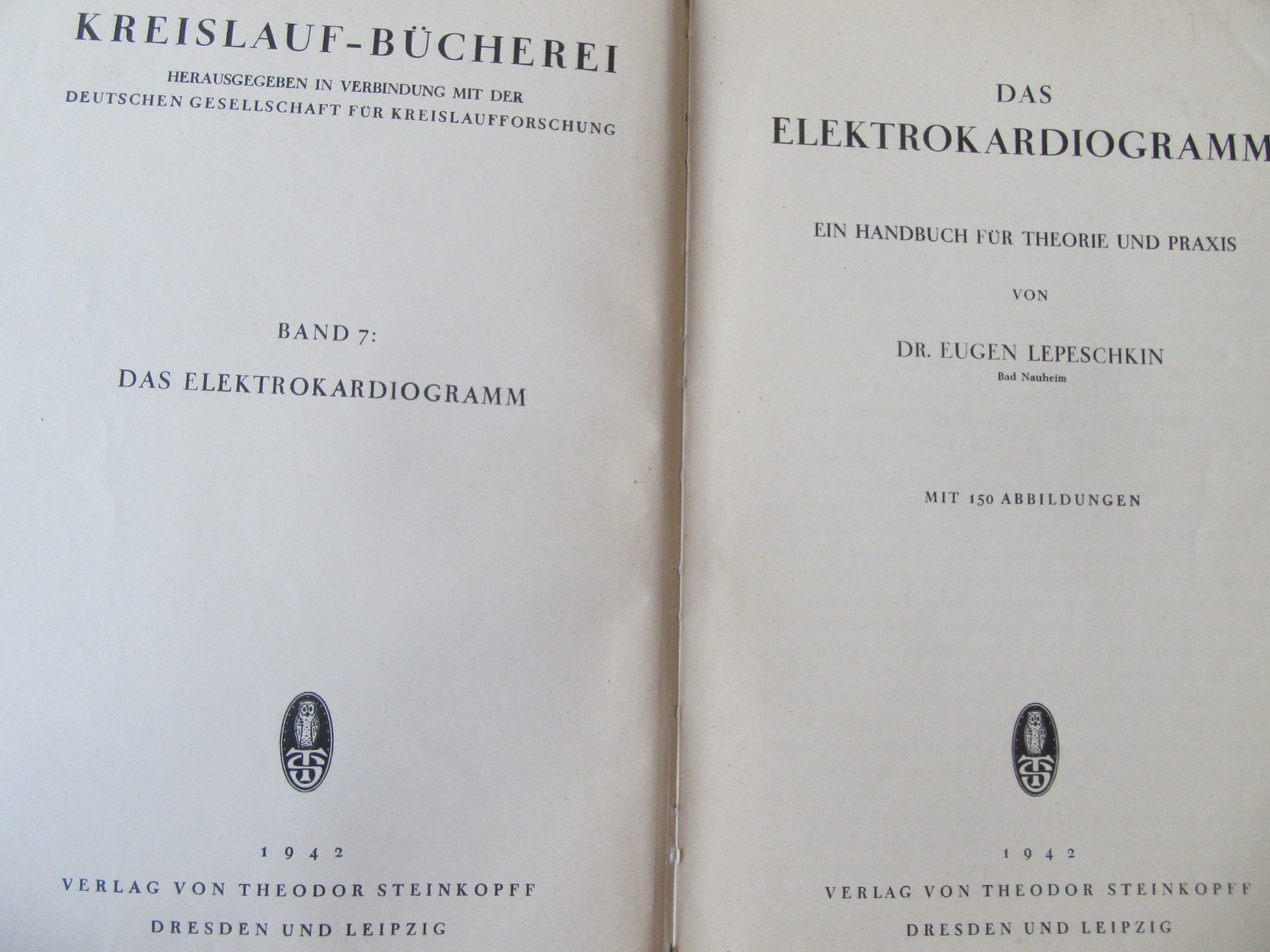 Carte Das Electrokardiogramm - Ein Handbuch fur Theorie und Praxis , 1942 - Eugen Lepeschkin