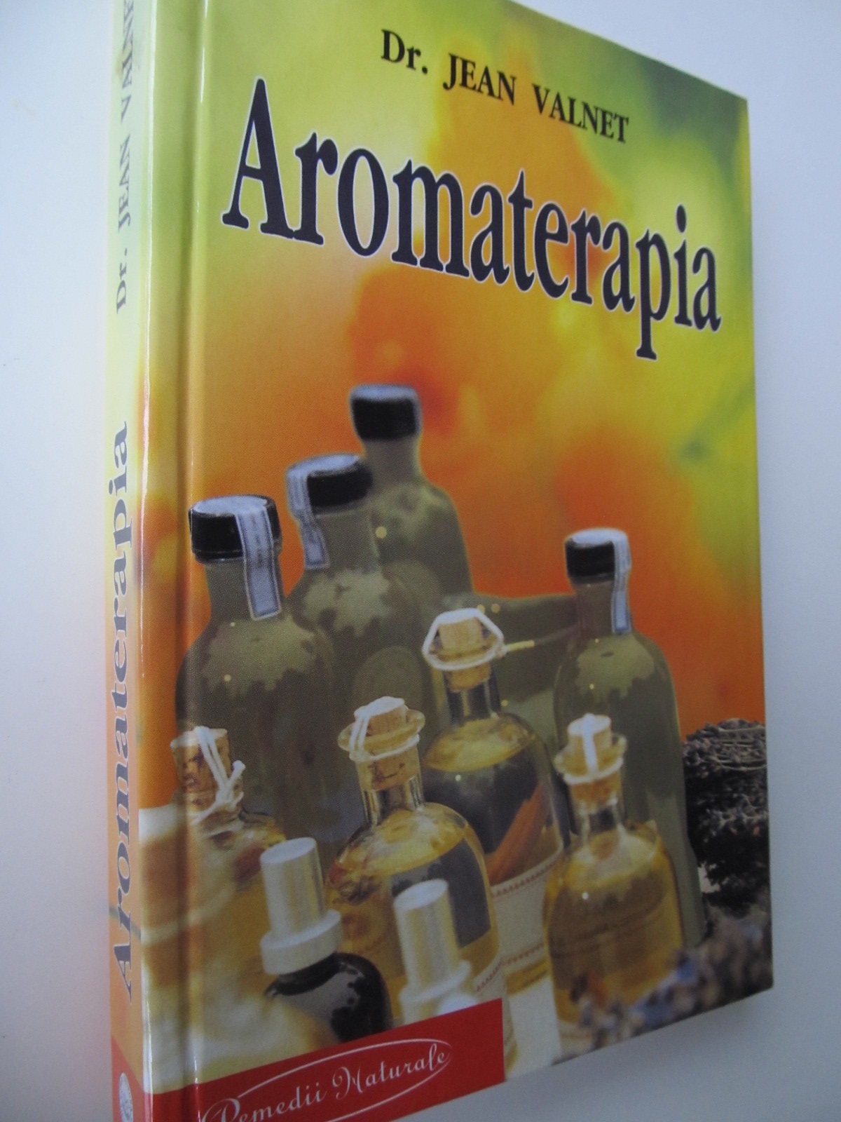 Aromaterapia - Jean Valnet | Detalii carte