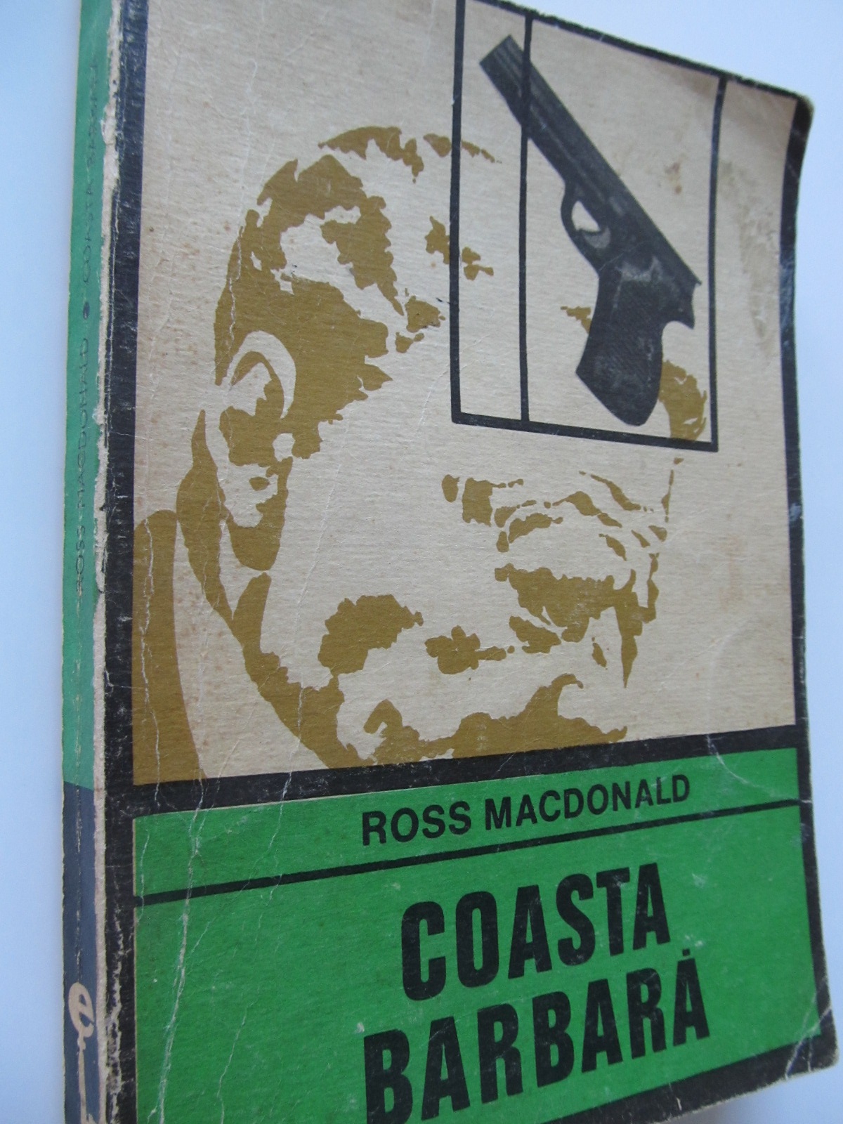 Coasta Barbara - Ross Macdonald | Detalii carte