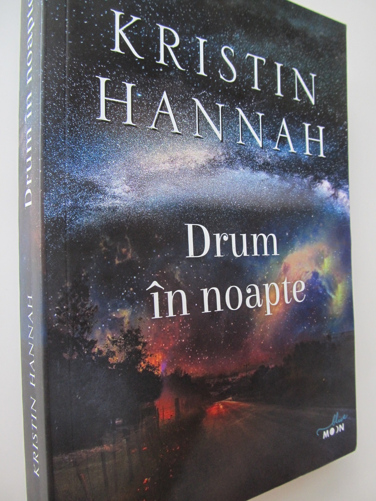 Drum in noapte - Kristin Hannah | Detalii carte
