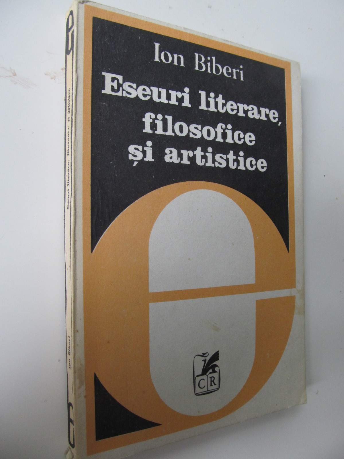 Eseuri literare filosofice si artistice - Ion Biberi | Detalii carte