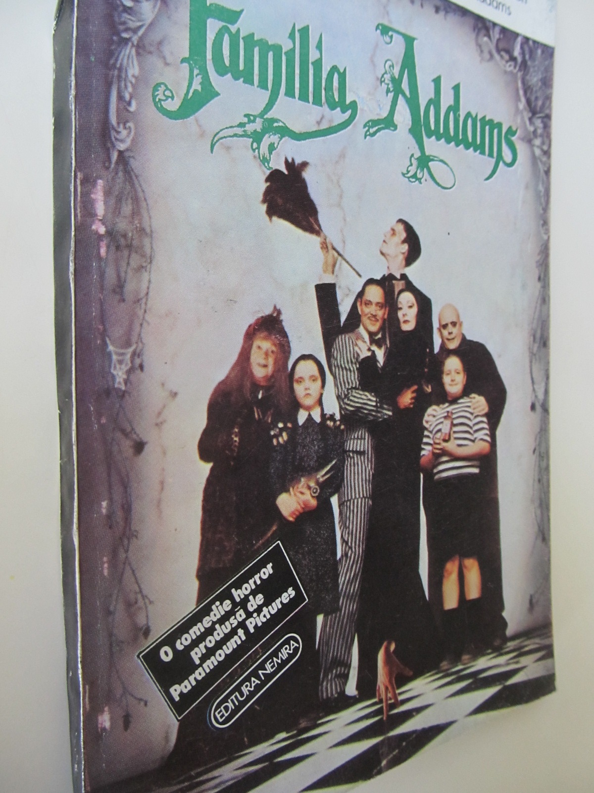 Familia Adams - Elizabeth Faucher | Detalii carte