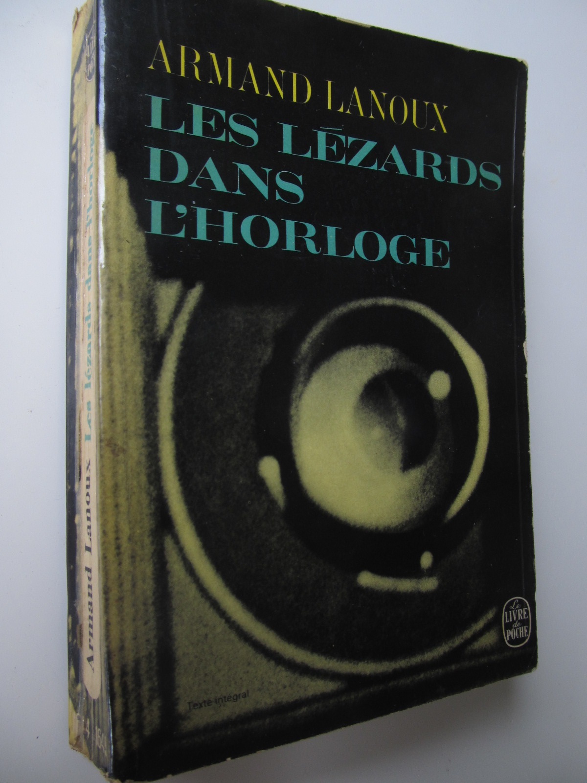 Les lezards dans l'horologe (Le Livre de la poche) - lb. franceza - Armand Lanoux | Detalii carte