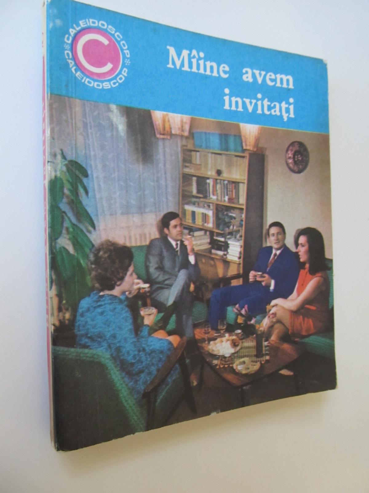 Maine avem invitati (12) - Smaranda Burlan | Detalii carte