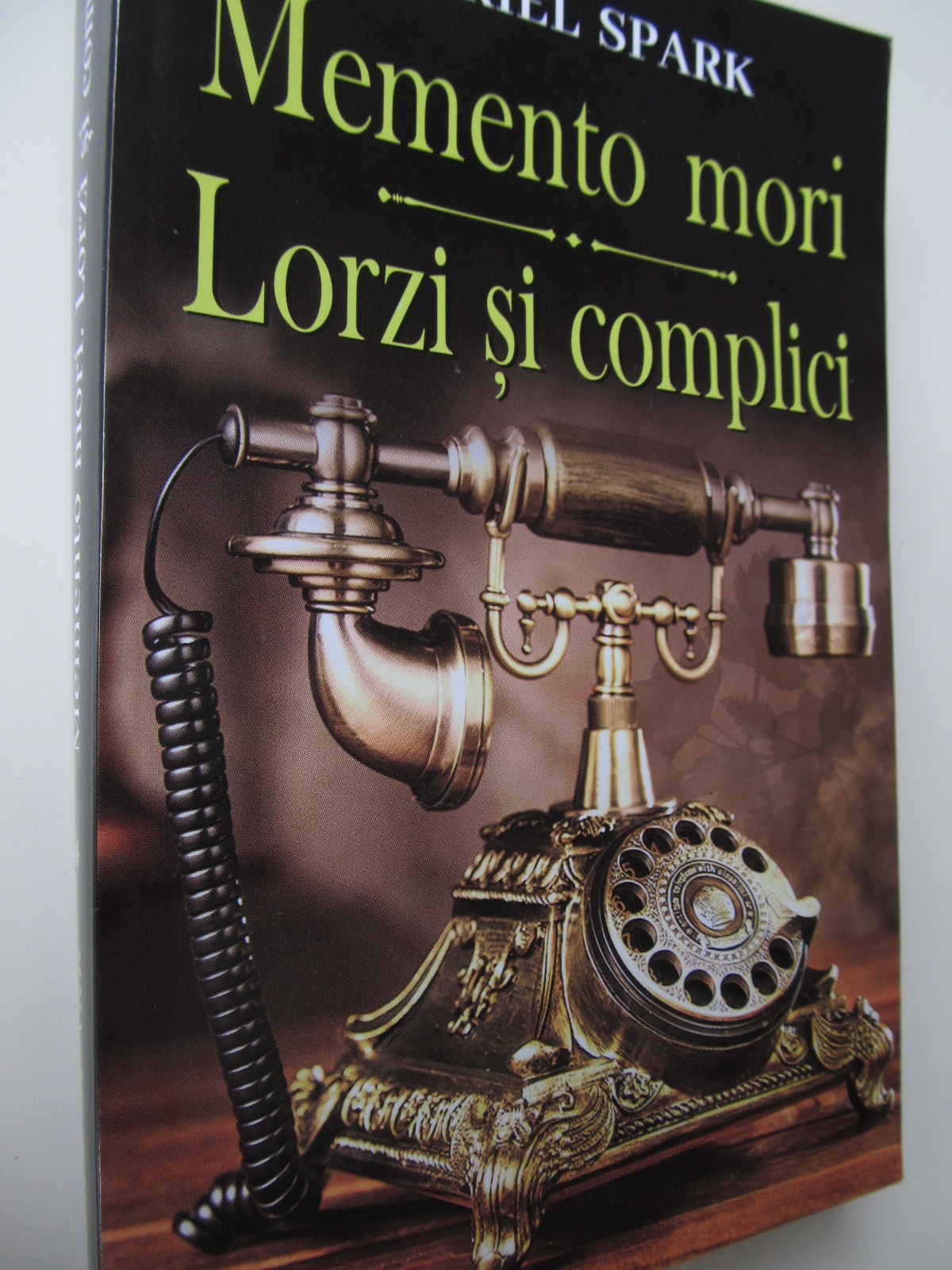 Memento mori - Lorzi si complici - Muriel Spark | Detalii carte