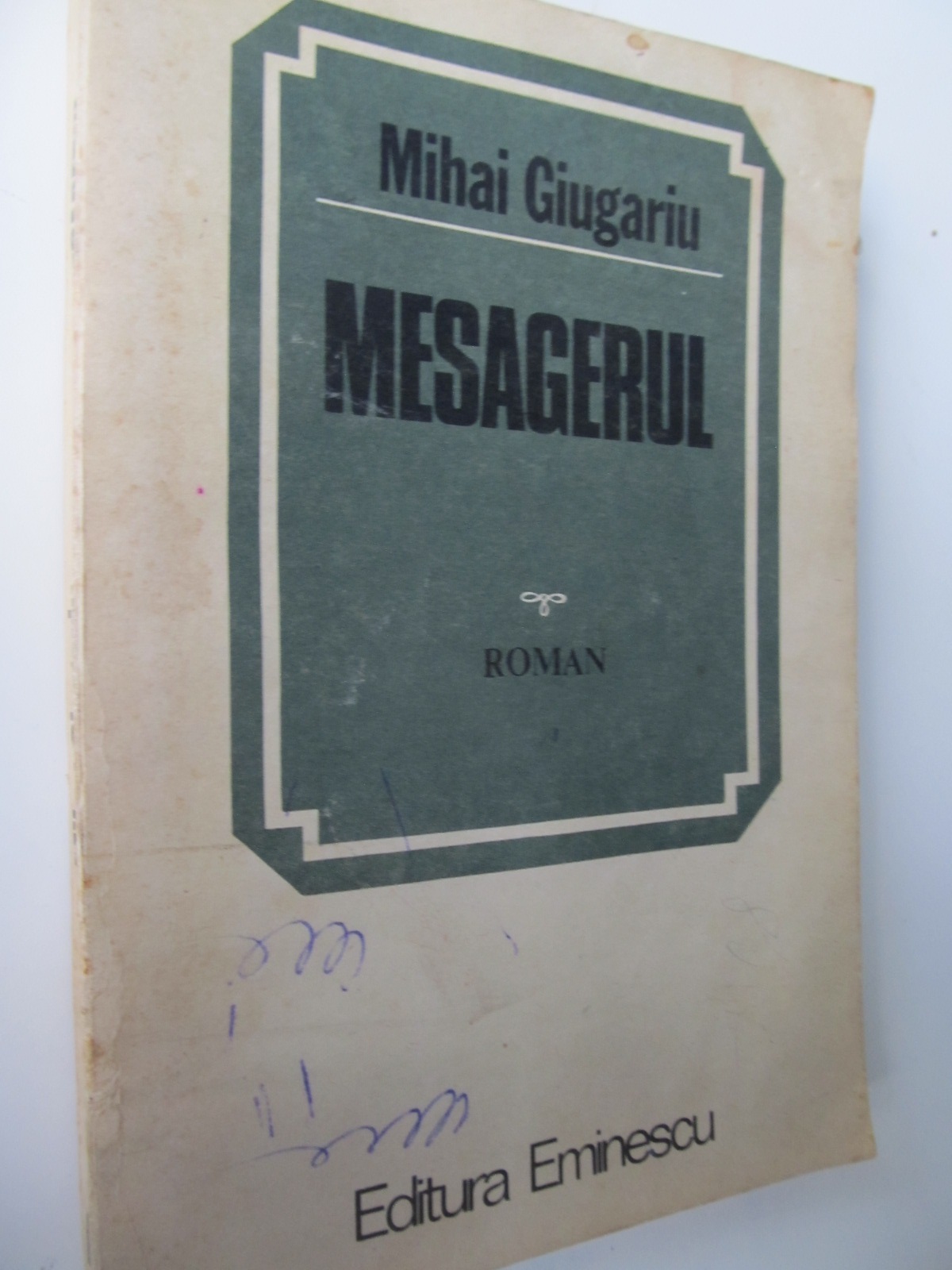 Mesagerul - Mihai Giugariu | Detalii carte
