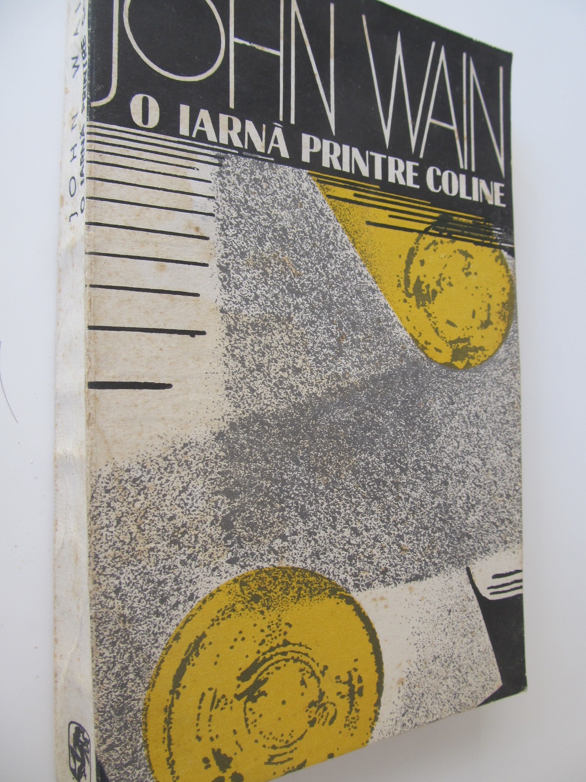 O iarna printre coline - John Wain | Detalii carte