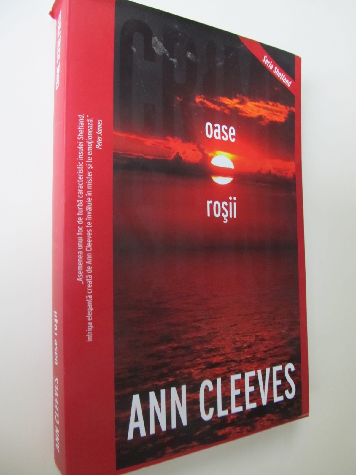 Oase rosii - Ann Cleeves | Detalii carte
