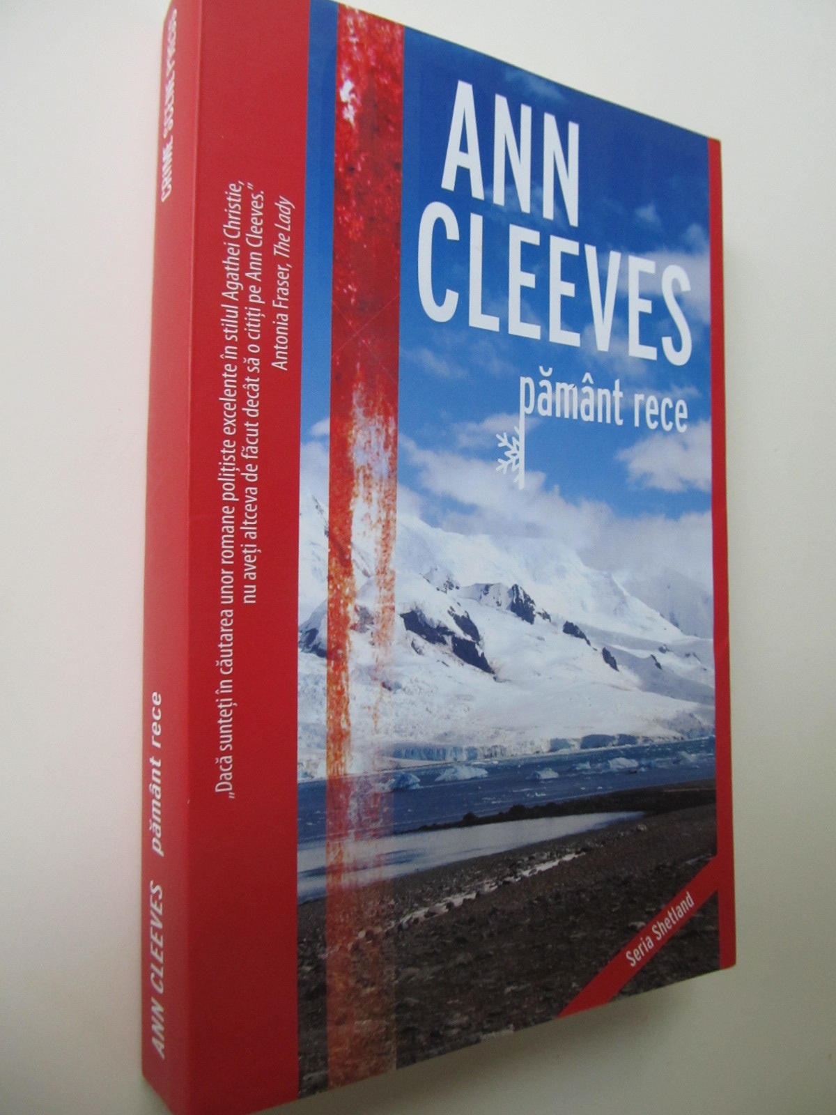 Pamant rece - Ann Cleeves | Detalii carte