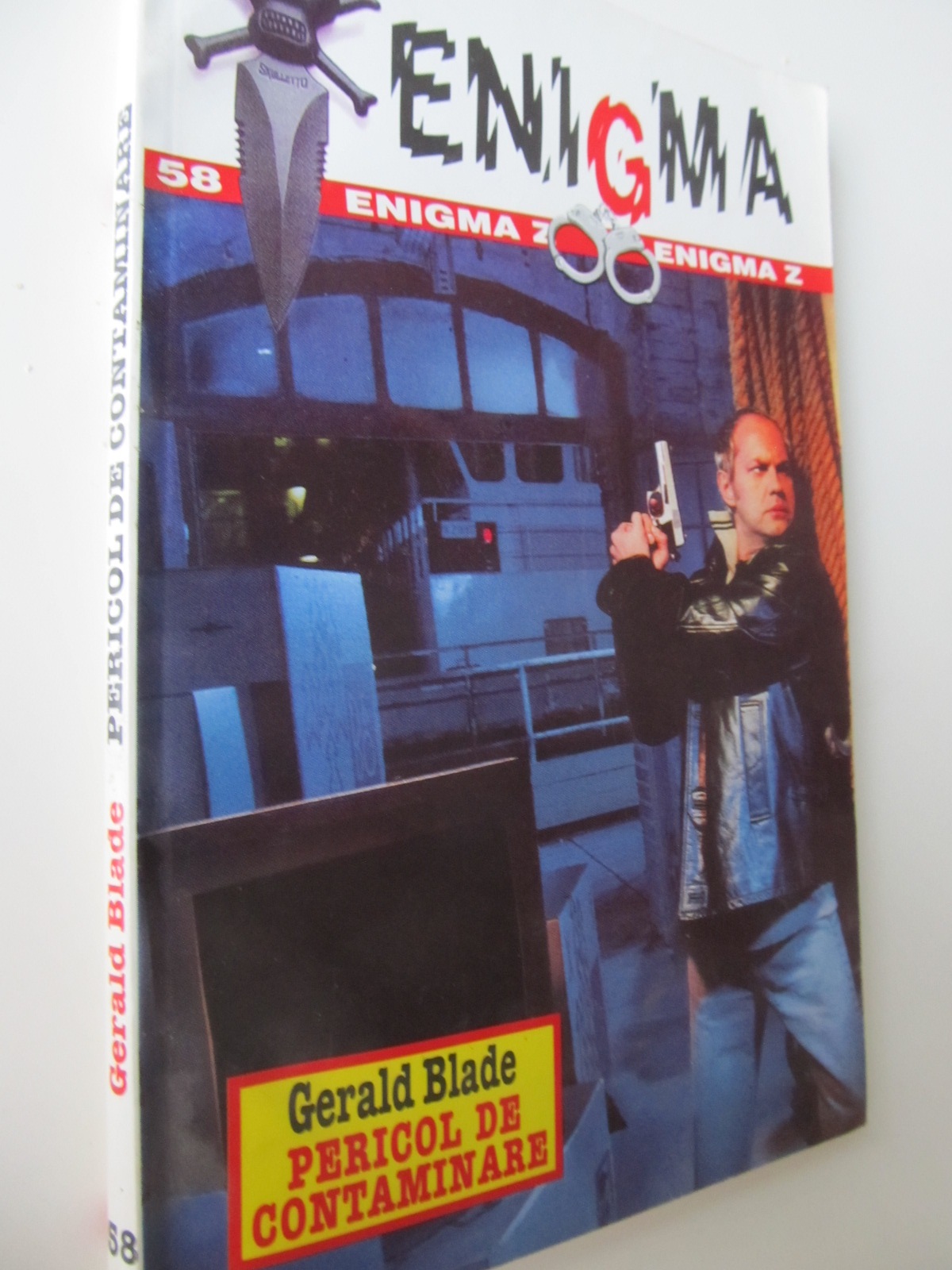 Pericol de contaminare - Gerald Blade | Detalii carte