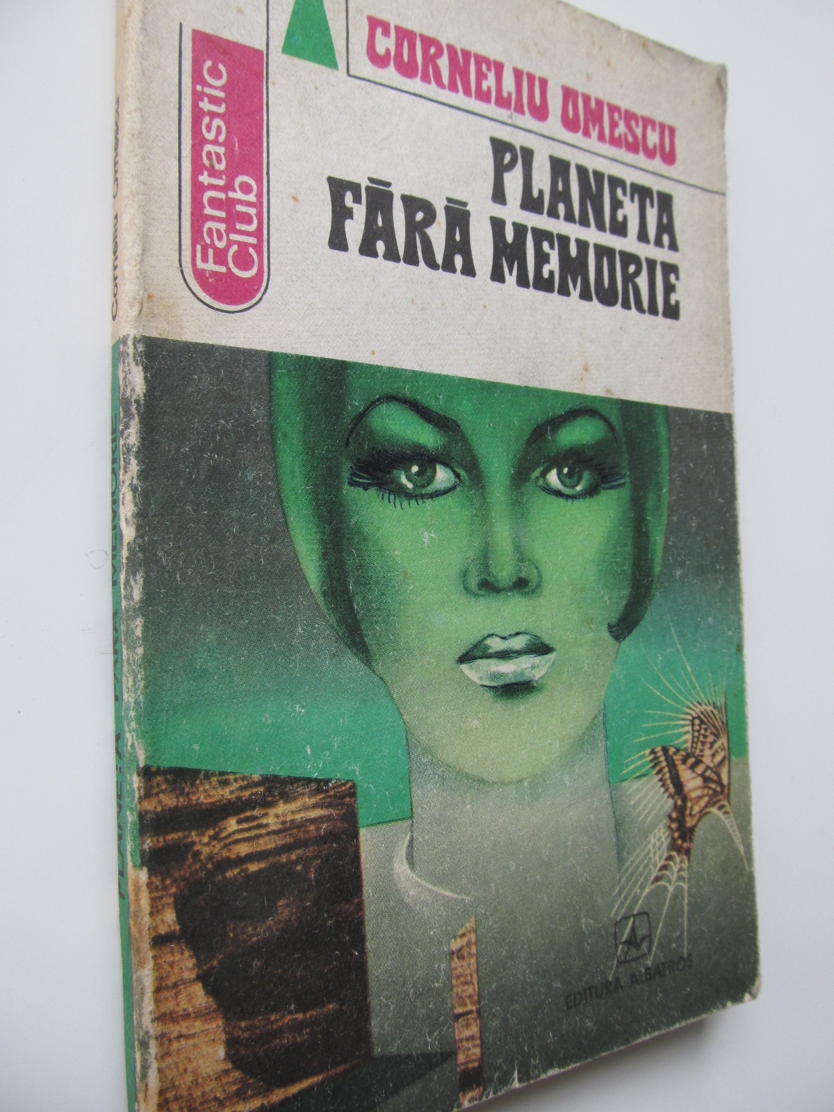 Planeta fara memorie - Corneliu Omescu | Detalii carte