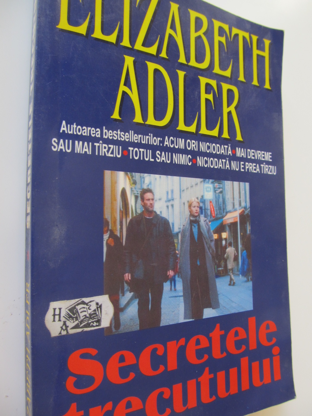 Secretele trecutului - Elisabeth Adler | Detalii carte