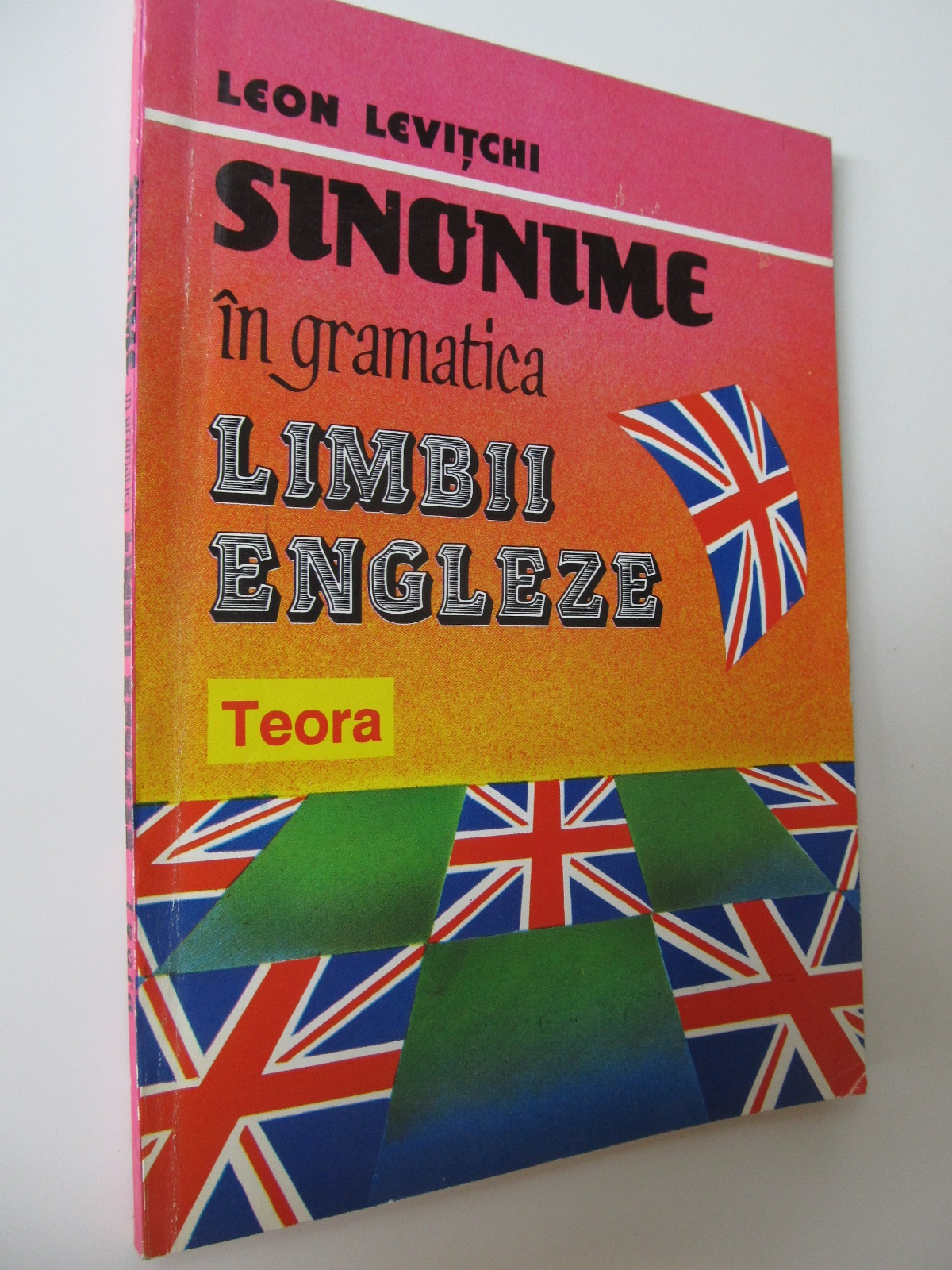 Sinonime in gramatica limbii engleze - Leon Levitchi | Detalii carte