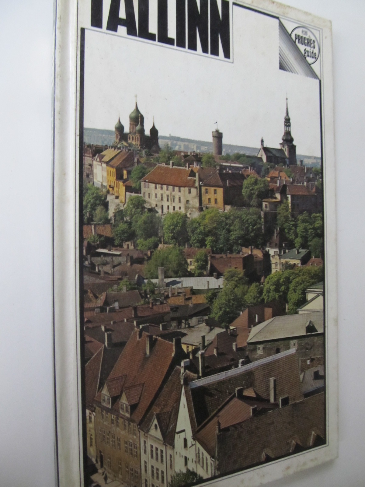 Tallin Guide - H. Gustavson , ... | Detalii carte