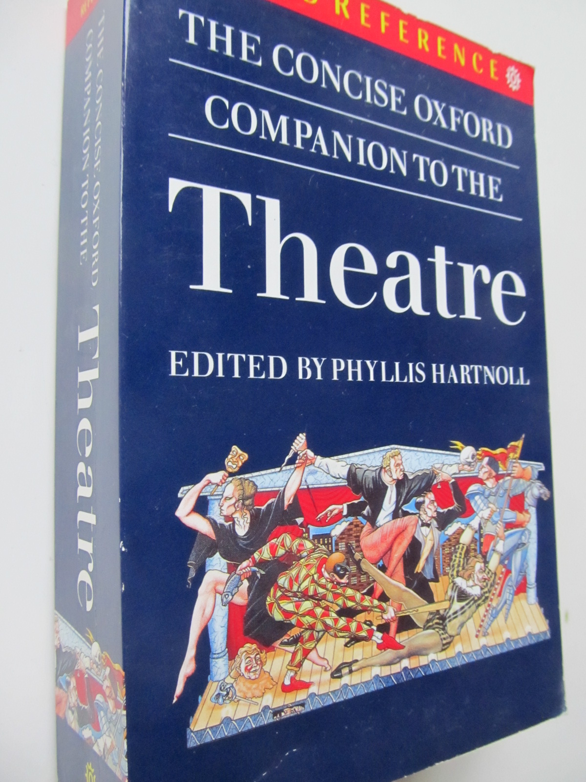The concise Oxford companion to the Theatre - *** | Detalii carte