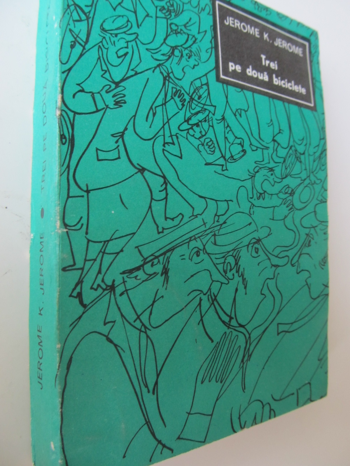 Trei pe doua biciclete - Jerome K. Jerome | Detalii carte
