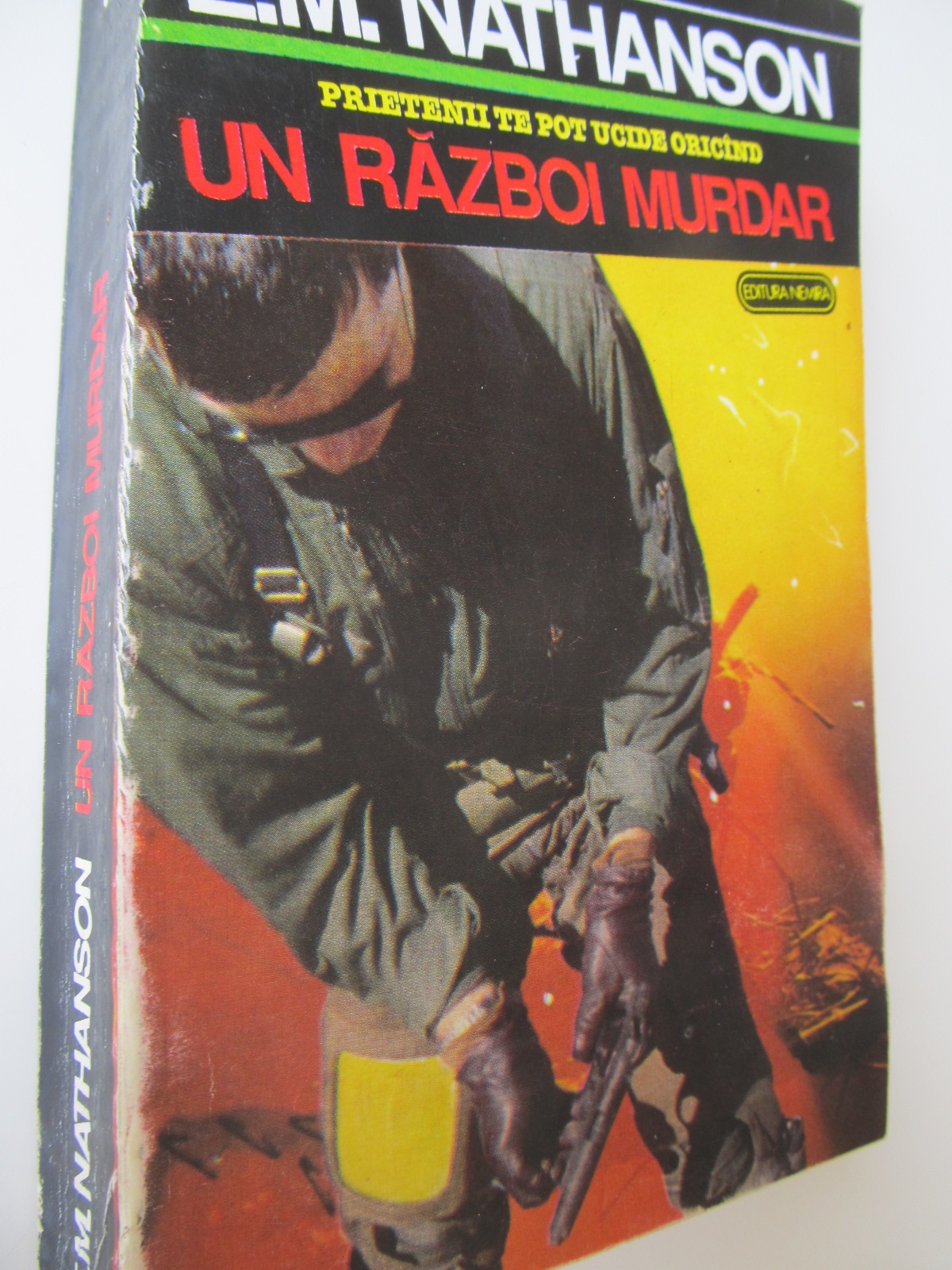 Un razboi murdar - E. M. Nathanson | Detalii carte