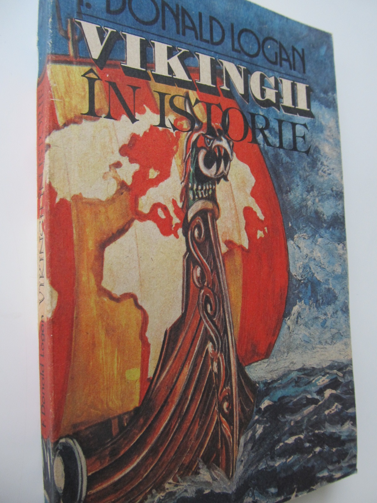 Vikingii in istorie - F. Donald Logan | Detalii carte